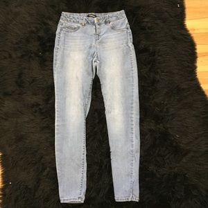 Light Wash Blue Skinny Jeans